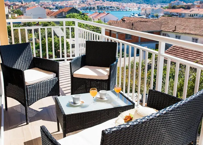 شقة Sunshine - Two Bedroom With Balcony And Sea View *