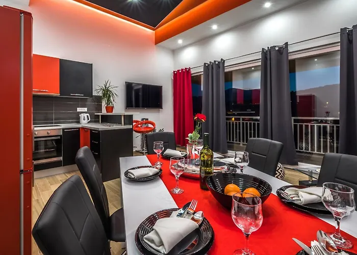 شقة Sunshine - Two Bedroom With Balcony And Sea View *